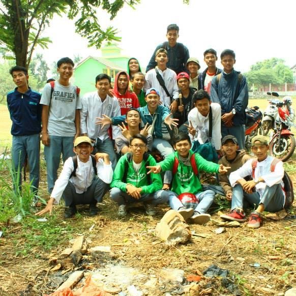 Official Account Teknik Komputer Jaringan SMK Grafika Yayasan Lekture | Windows•Linux•Perakitan pc•Instalasi jaringan•