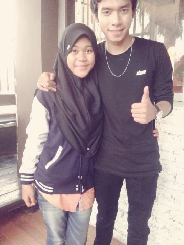 I H S model | i'm comate specialy @iqbaale | cinta ortu, cinta teman dan cinta hidup gue. pacarrr emmmmm | follback? just mention