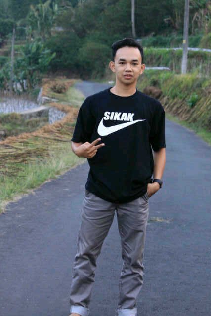 baguez_sastro's profile picture. ENDAH ADITIA :*