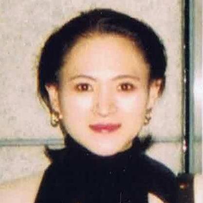 向川と申します。戸建、マンション、住宅、店舗、事務所、新築、リフォーム インテリア エクステリア、のプロデュースをさせて頂いております。お客様、職人さんと、気持ちを一つにして良いものを造り、お客様の夢を叶える事が、自分の喜びとなっております。