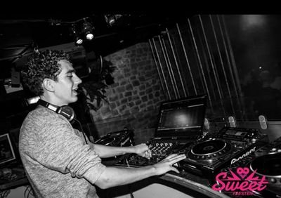 15/vvij/Dj/cals steina/snapp is yaniekbosschert