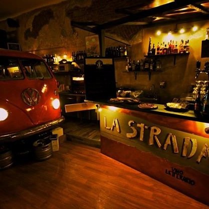 LaStradaMilan's profile picture. La Strada - Vino Letterario. Milano - Via Carlo Patellani, 4