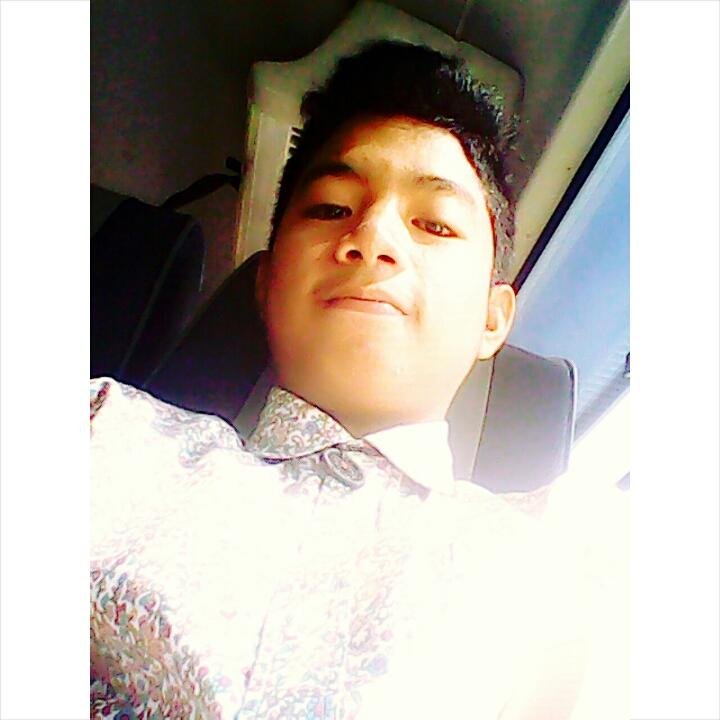 The Original Chester Eballa twitter account | 17 I Future Educator | to be a Model | https://t.co/LqqeoqZe7y
A YFC-GK :) | Fashion forward | K-Pop ♥