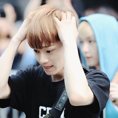 support chen exo !