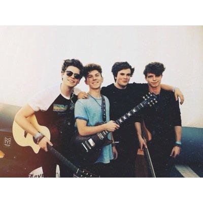 First official Belgian Canary Swing account                Yous and Chels               ♥♥♥♥George/4 +band