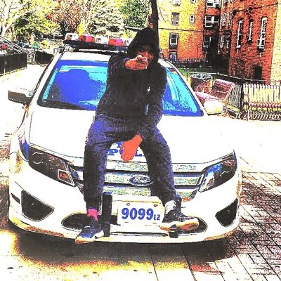 Ima custom sneaker artist from Brooklyn, I restore/customize all kicks n I also make beats and engineer! Hmu for custom work kicks or tracks!! #⃣