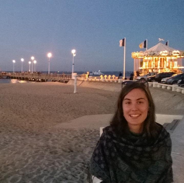 MA graduate in Interdisciplinary Research on Eastern Europe(IR), specialized on Turkey/Mediterranean migratory bird, music nibbler and multilingual chatterbox