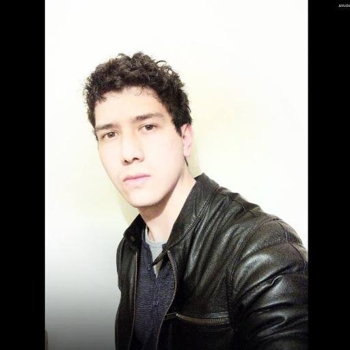Estudiante de Abogacía UBA, e Informática y Licenciatura en análisis de Sistemas UBA | Director y fundador de: http://t.co/iJf5rYkxek