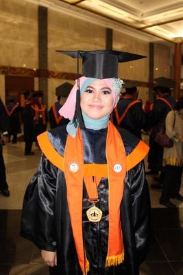 13 Juli 1989 | precious daddy's girl | Alumni Univ. Al Azhar Indonesia | Ex Auditors Crowe Horwath Int | Mahasiswi Universitas Trisakti | Finance & Accounting