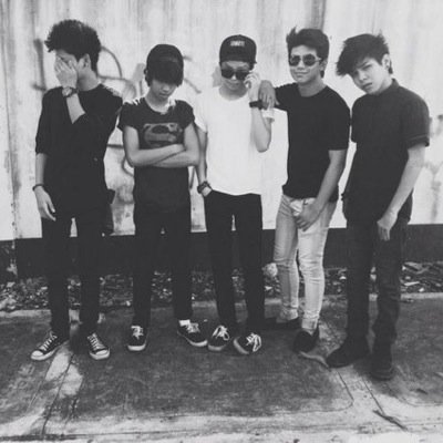 fan account because of our undying love for way5 | @JhayDoria_ @VMiguelG @JervyDLR @KlarenzGaddi @RJRamoss | owned by two princess.