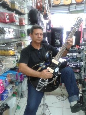 consultor de vendas de som e instrumentos musicais
