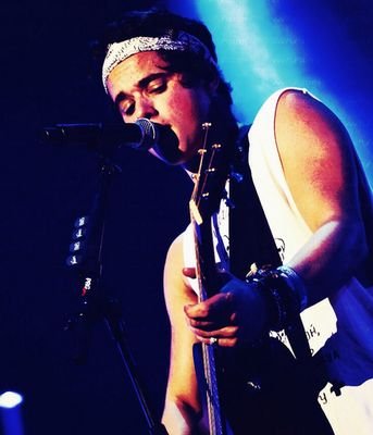 Vampette,Lovatic and Idiot.They are my life.Brad i love youuuu♡♡