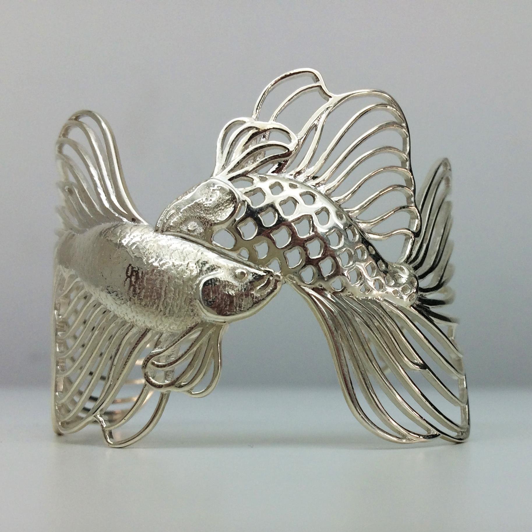 sculptor/jewelry designer