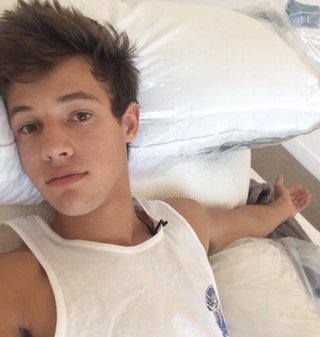 Follow @calsassandsass to get 10 free follows I follow backkk