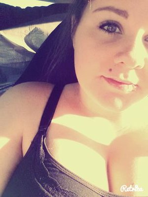 Instagram : katiejcowan .. 17 years and unique as hell..Follow for follow.