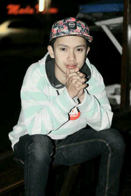 rizal_anugraha's profile picture. 