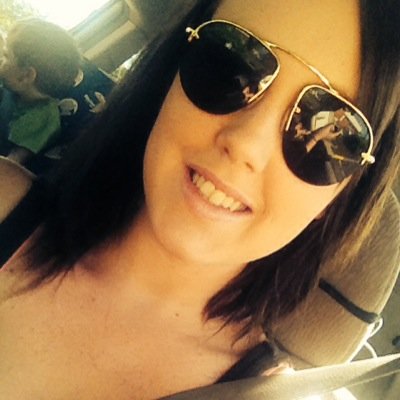 Hey my name is amber I'm young an upbeat bubbly person always looking for new friends :)