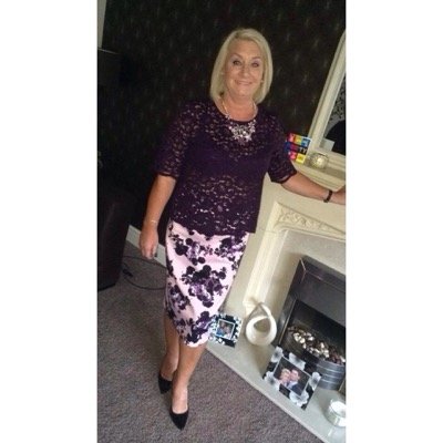 i am a lady who lunches and is living the dream, married to my soul mate and have 2 beautiful daughters who are my world