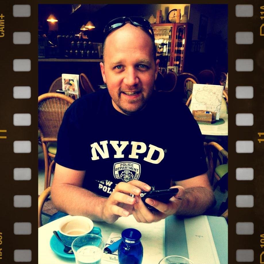 Pirko_AMA's profile picture. journalist, rock'n'roll, motorcycles, cars...