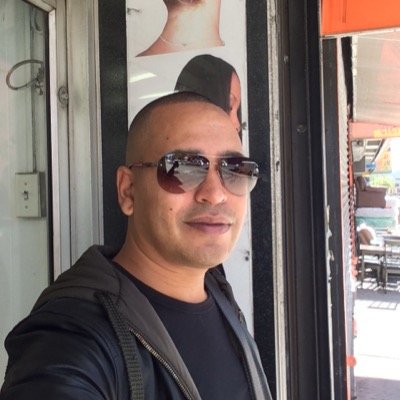 cecil_leysner's profile picture. 