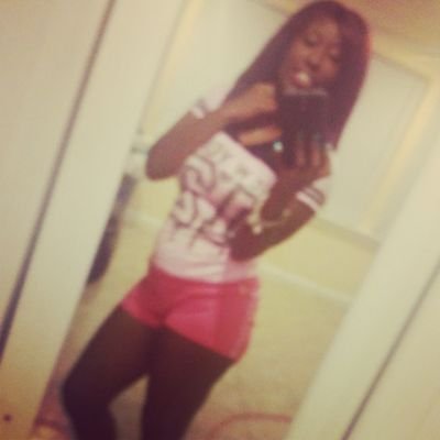 Single princess follow me and I will follow back 
Stop what you doing and follow me on ig @ princessbeforetrend
