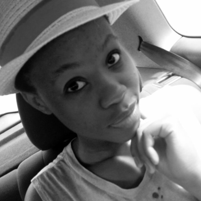 Wanna model, radio presenter, designer, singer and choreographer... But I really want to be a model...