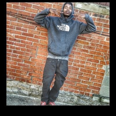 young nigga tryin to get to dese bandz
