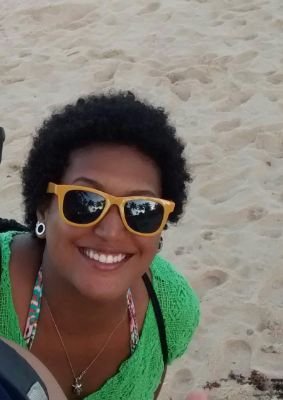 Inabalavelmente, eu sigo em frente.