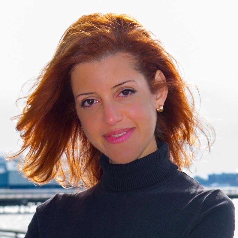 Founding CEO and Cyantist @imacyantist . Hobbyist Chef @morningberries. Loves chocolate, bouts of humor, and wears black a lot.