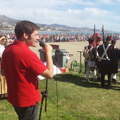 Presidente de la Asociación @Reding_Malaga. Licenciado en Comunicación. Locutor y actor de doblaje. Recreador histórico. Clickero. Odio el café.