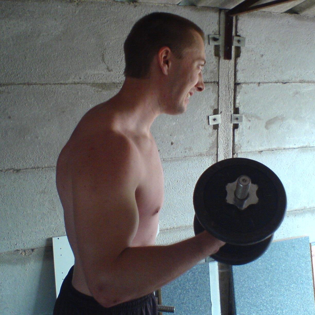 Massive football fan, health and fitness, nutrition, love quiz shows and a big animal lover.