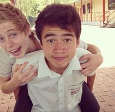 Bisex;Ari sorellina mia❤;Asley la nipotina più bella❤•Calum 6.10.14❤Luke è un tesorino❤️