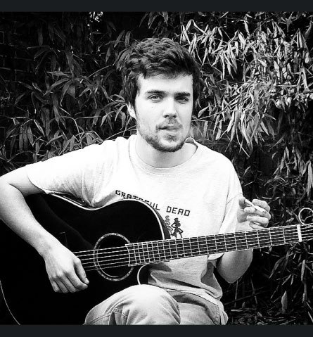 IAmGriswold's profile picture. Pretty boring guy.