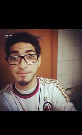 ahmdo_1997's profile picture. #17 years ☆ #Egyptian Canadian ☆ #Pin:512C09A3 ☆Follow and I'll follow bkk ☆ Football Player ☆ Striker ☆ Neymar♡ OneLifeOneChance ✽