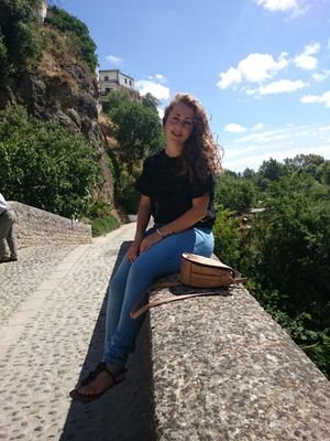 18-  Y de repente aparece alguien que te rompe la rutina y cada día es completamente diferente al anterior ; Lo mejor que tengo, cada día más y mejor!♥