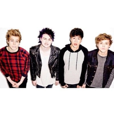 Not just 5SOS Layouts! rt it if you want it and ask us to send it to you xx | Meg | Beth | Nat | Mashy