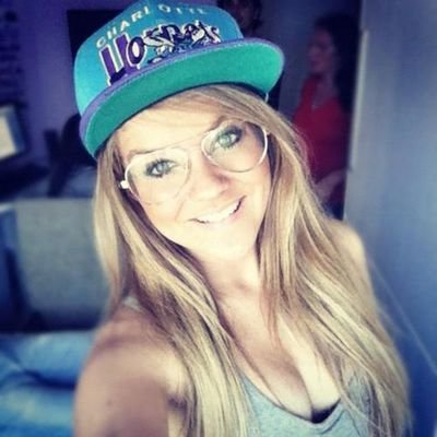 Quer ver uma mágica? É  só apertar o botão seguir, ali em baixo, e ele fica azul, sério ,pode tentar, você nao vai se arrepender!!!!