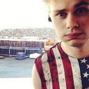 Derek Sanchez - @dereksa73588482 - Twitter