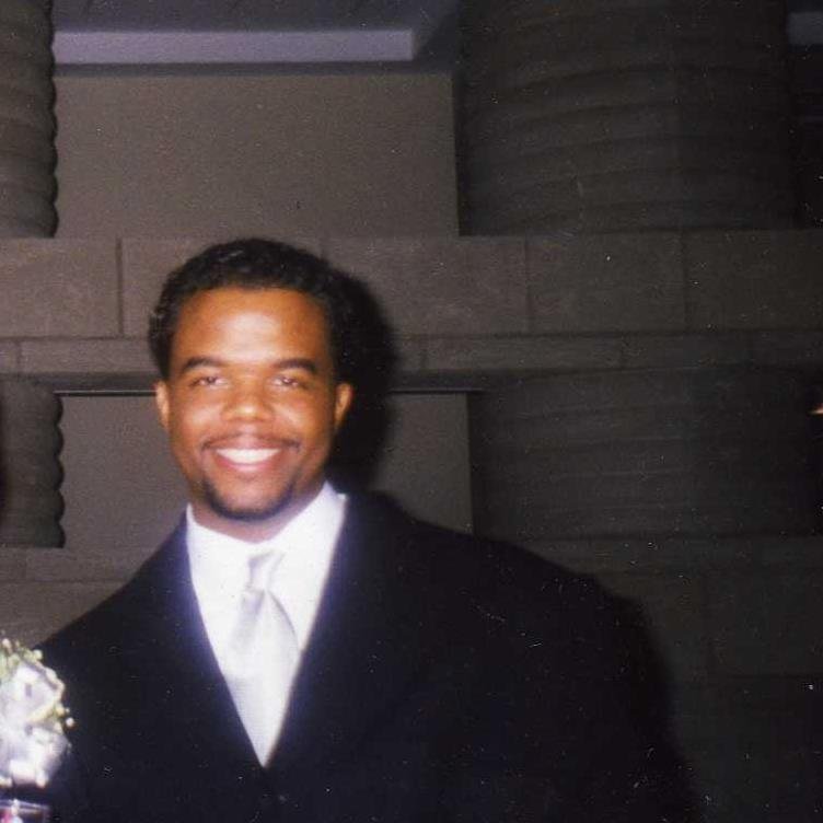 BillionaireRoe's profile picture. 