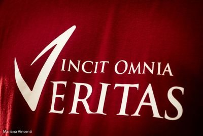 Somos un Movimiento Estudiantil Uesebista que busca la evolución del concepto de universidad venezolana hacia un espacio de debate.