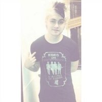 dont follow/read bio (@hugmeplsmich) 's Twitter Profile