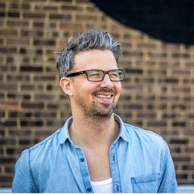 Freelance Creative Design Director Passionate about being interested in everything.
