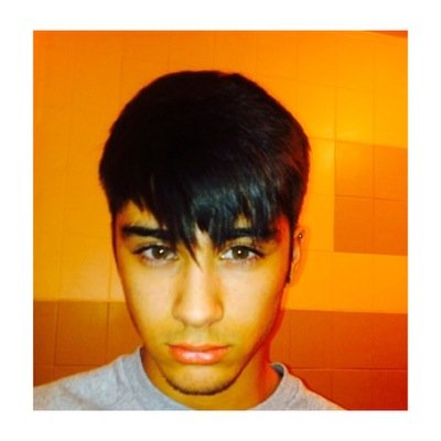 Hey :) Follow my friends @luvmrstyles and @Jobazzle bc free follow ;* show them love and ask them to follow back :)