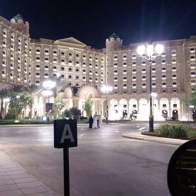 ‏‏هاوي للشعر ولسني بشاعر 7D63AE88