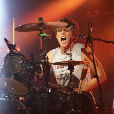 hessa_moments's profile picture. waitin for 9-5-15