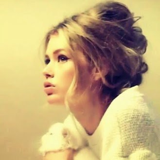 ChahinezeS's profile picture. 