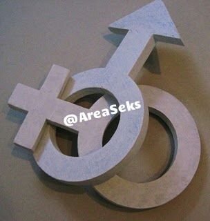 Berbagi Tips Edukasi Seputar Seks, Relationship, dan Kehidupan. Follow dan RT @AreaSeks || Follow jg @CurhatPriaID