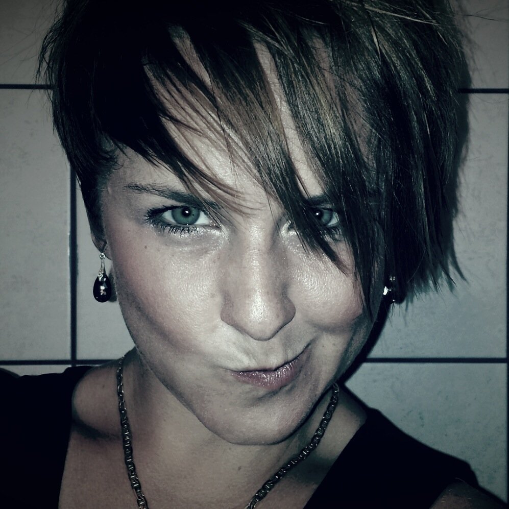 IzabelaBurdzy's profile picture. Internet Entrepreneur, goal achiever, life changer, happy mom & wife, positive and crazy, love travel & helping other people to succeed