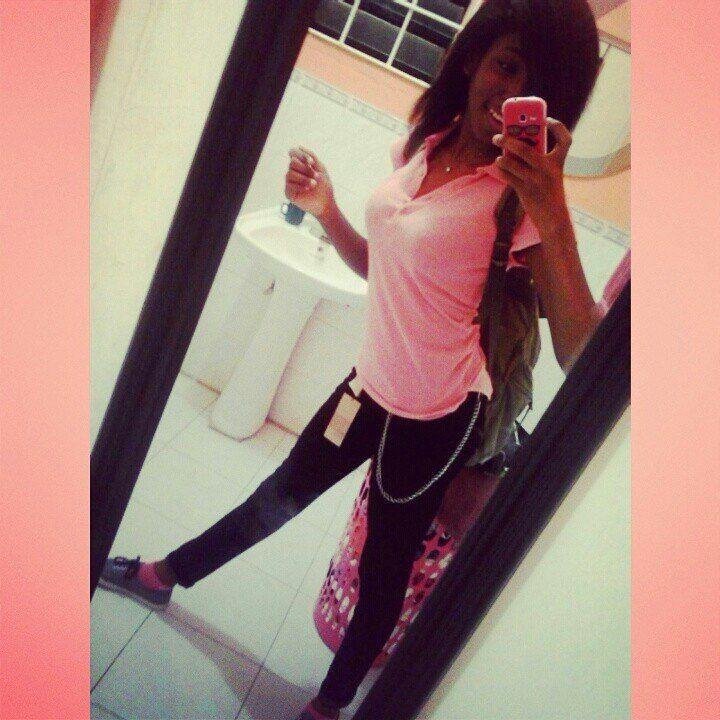 My theory is That with #Confidence you can pull of anything Even if you have NO IDEA what your doing . FmoIG @Kaseyyyyy|| TeamFollowback