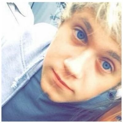 It's not so much that I want a follow a re-tweet or a favorite , it's just the thought of your idol noticing you @NiallOfficial
